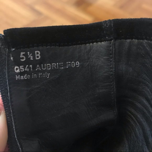 Coach Aubrie suede bow ankle black booties - Picture 4 of 4